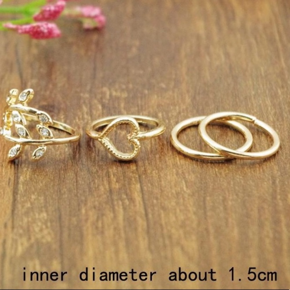 🎉HP 5/13!🎉CLEARANCE!! Midi Rings 💕Heart Knuckle - Picture 4 of 6